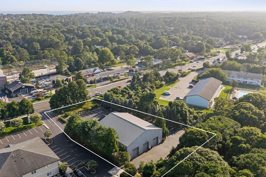 More Photos Of 1625 County 39 Rd, Southampton Flex For Sale