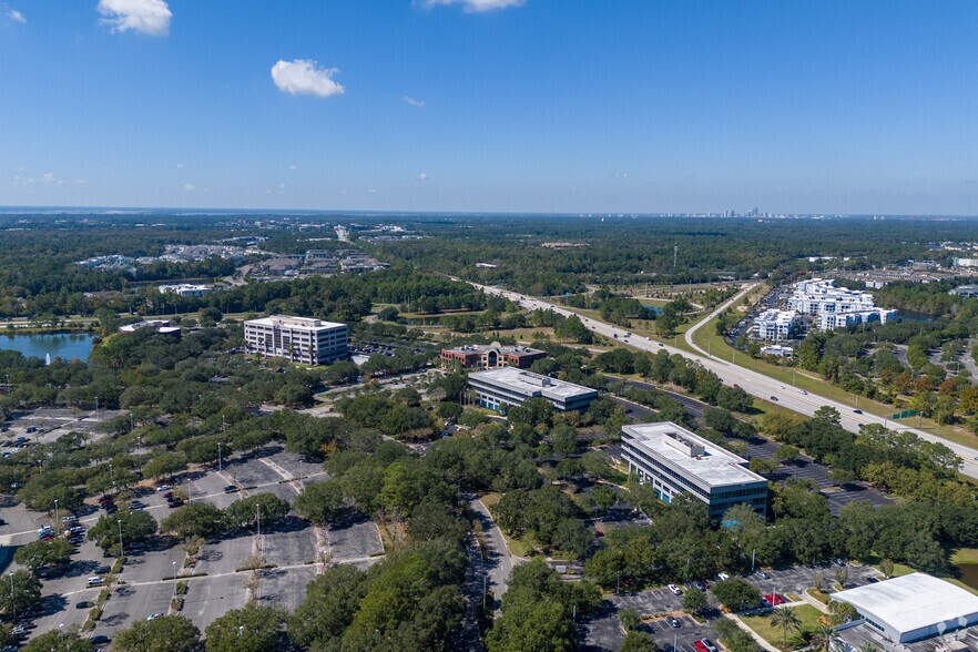 More Photos Of 10407 Centurion Pky N, Jacksonville Unknown For Lease