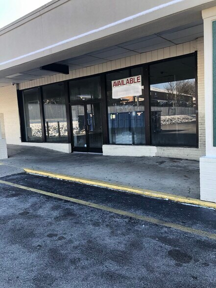 More Photos Of 112-295 Prince Royal Dr, Berea Unknown For Lease