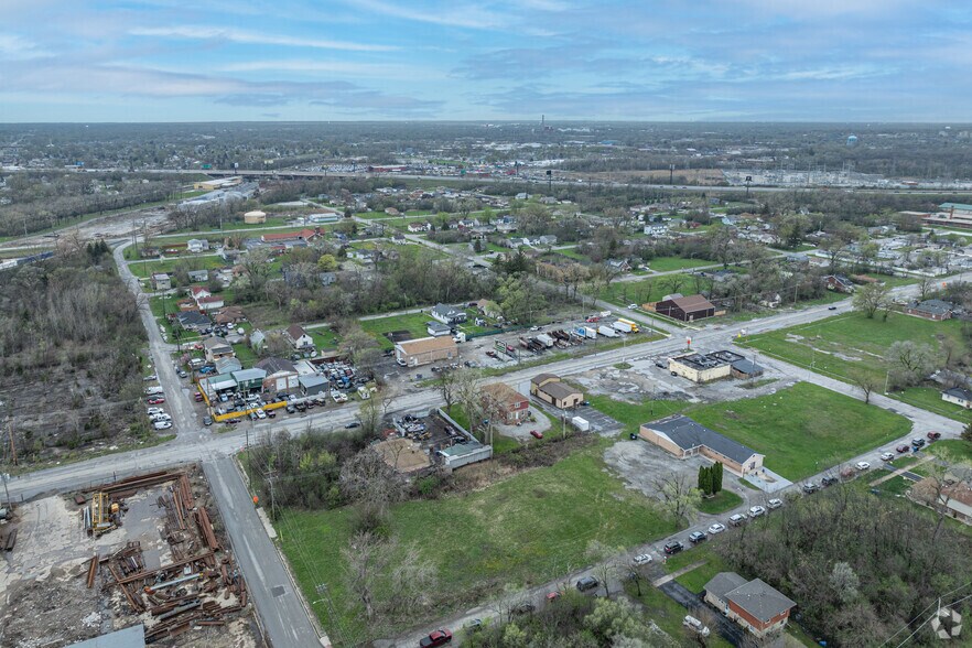 More Photos Of 14326 Wood St, Dixmoor Warehouse For Lease