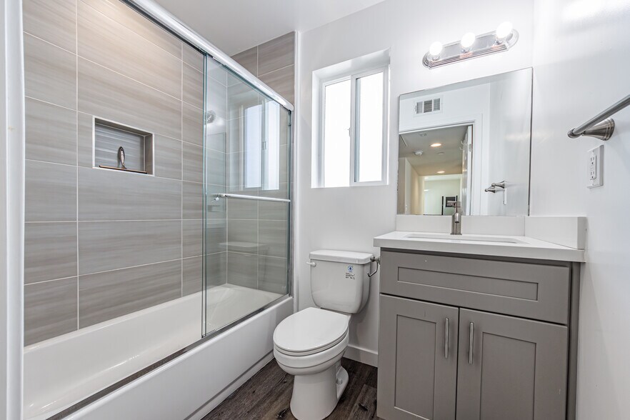 More Photos Of 1119 N Berendo St, Los Angeles Apartments For Sale