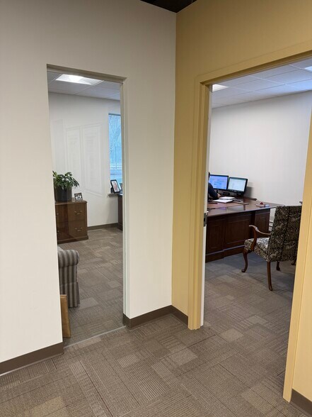 More Photos Of 1904 Monroe Dr NE, Atlanta Office For Lease