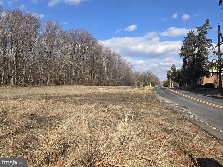 More Photos Of 26 Garwin Rd, Woolwich Land For Sale