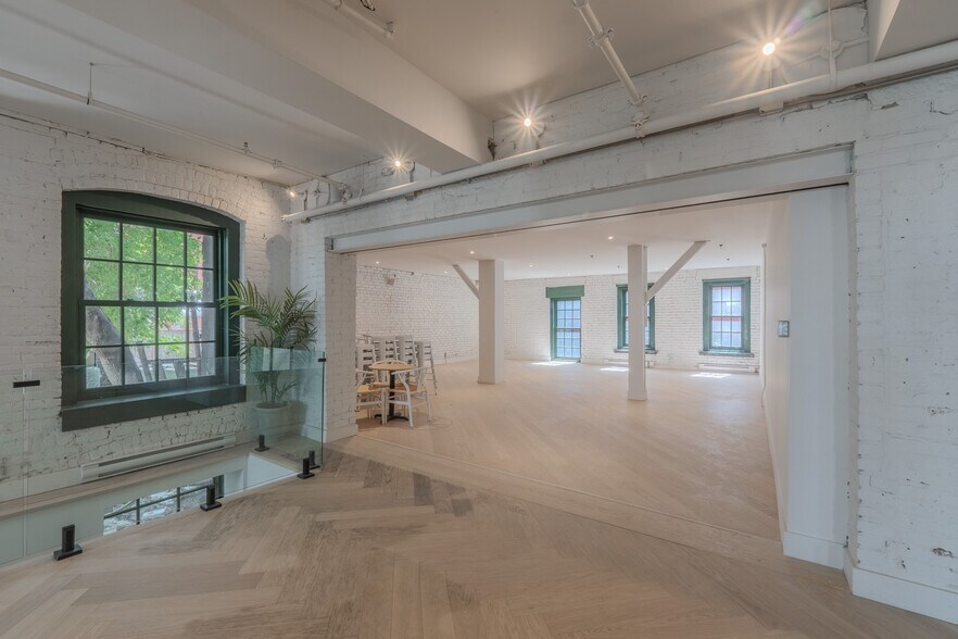 More Photos Of 754-762 Rue Saint-Paul O, Montréal Apartments For Sale