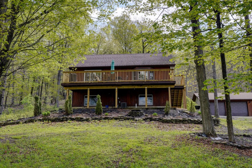 More Photos Of 5685 County Road 33, Canandaigua Specialty For Sale