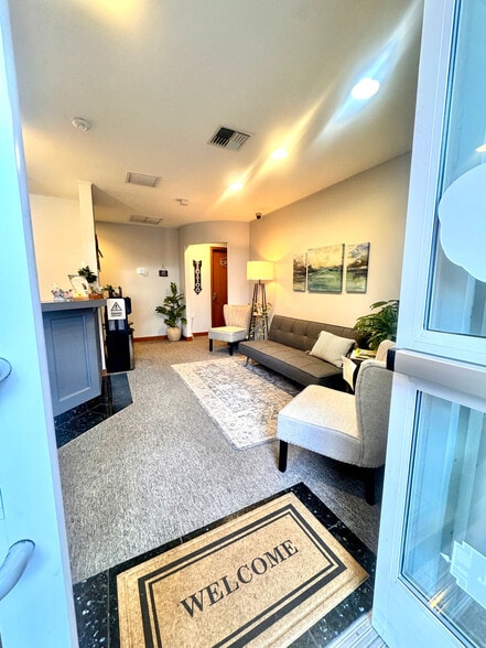 More Photos Of 1800 Cooper Point Rd SW, Olympia Office For Sale