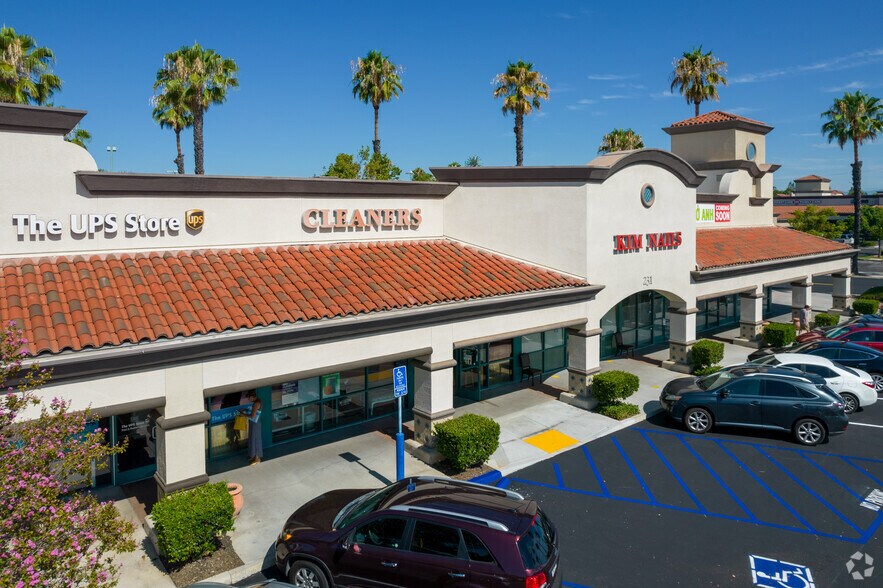 More Photos Of 301-375 E Alessandro Blvd, Riverside Unknown For Lease