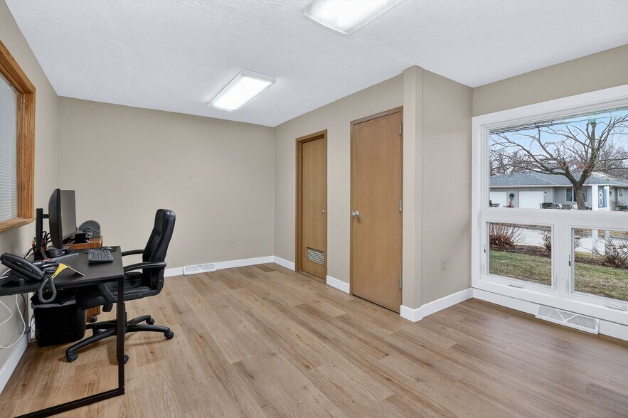 More Photos Of 207 Webster St, Batavia Office Residential For Sale