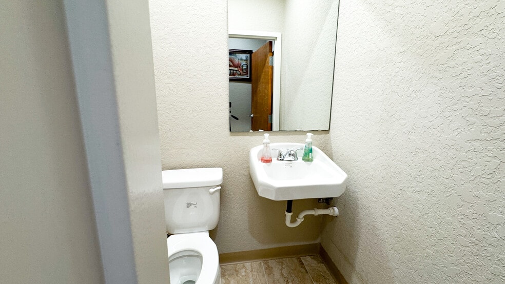 More Photos Of 3830 S Florida Ave, Lakeland Office For Lease