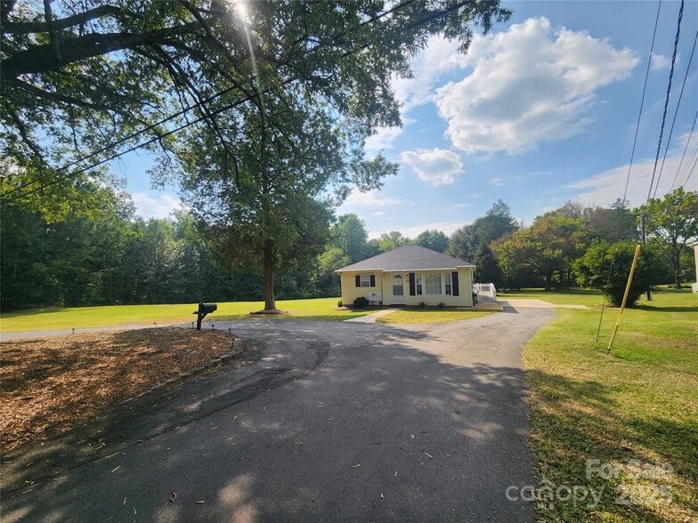 More Photos Of 4515 Beaty Rd, Gastonia Loft Creative Space For Sale