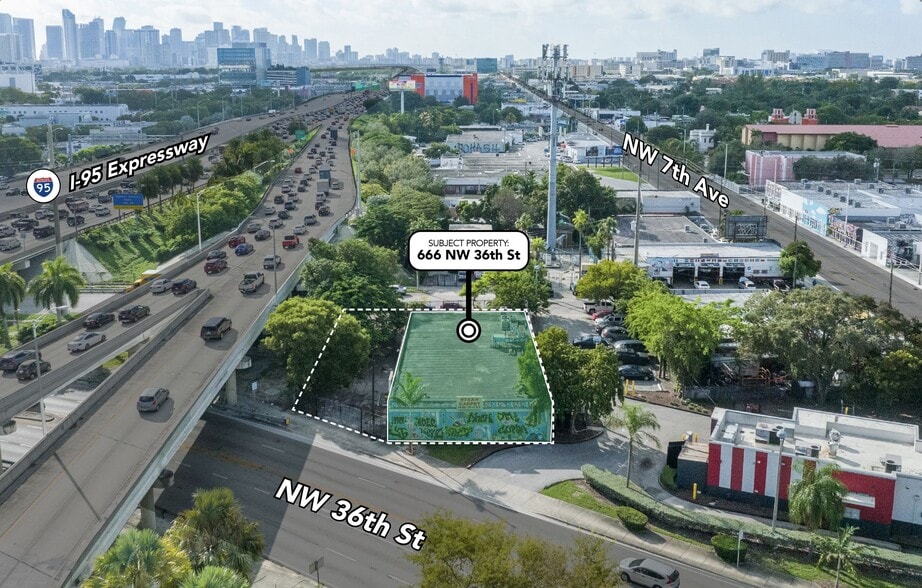 More Photos Of 666 NW 36th St, Miami Manufacturing For Sale