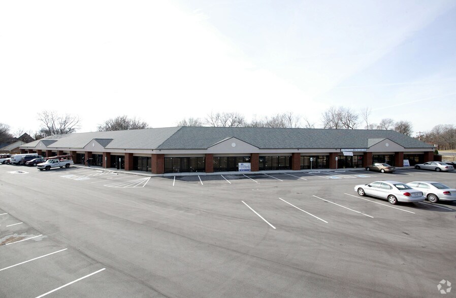 More Photos Of 1450 Sam Davis Rd, Smyrna General Retail For Sale