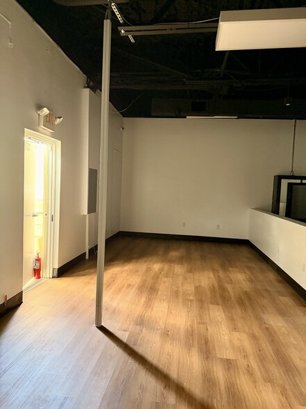 More Photos Of E Bay Dr, Clearwater Unknown For Lease