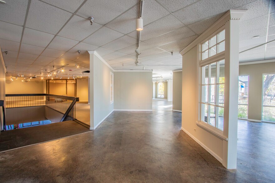 More Photos Of 8200-8260 S Colorado Blvd, Littleton Unknown For Lease