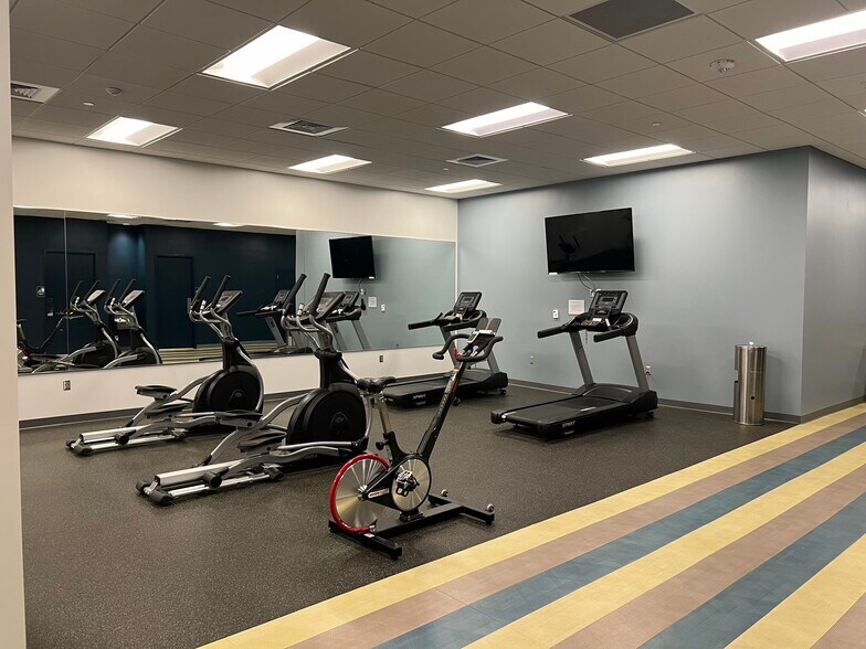 More Photos Of 420 20th St N, Birmingham Office For Lease