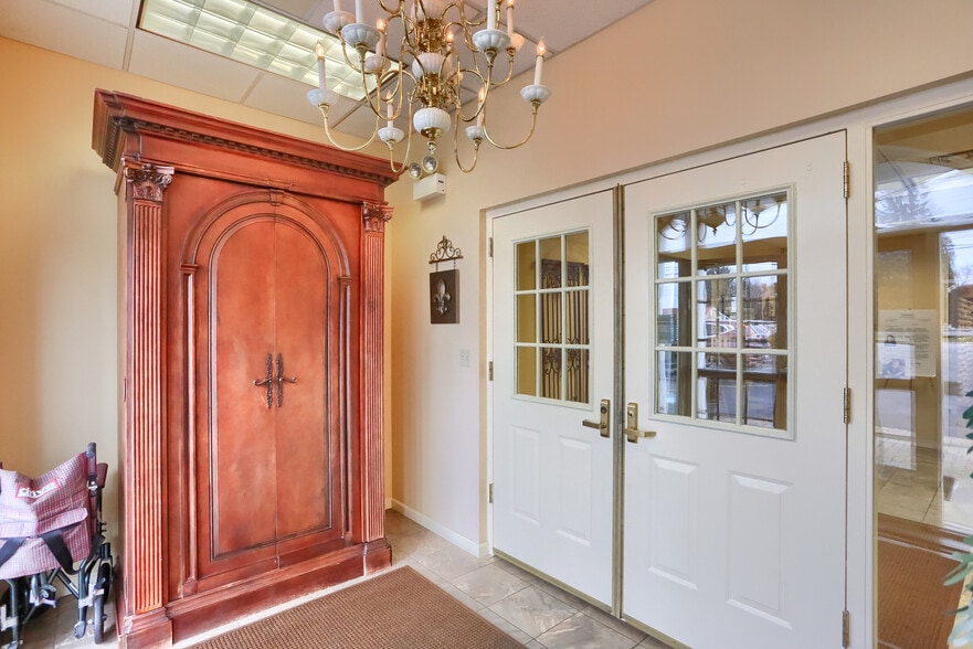 More Photos Of 744 Shenango Rd, Beaver Falls Medical For Lease