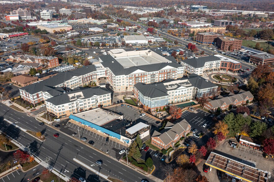 More Photos Of 4040 Gateway Dr, Fairfax Apartments For Lease