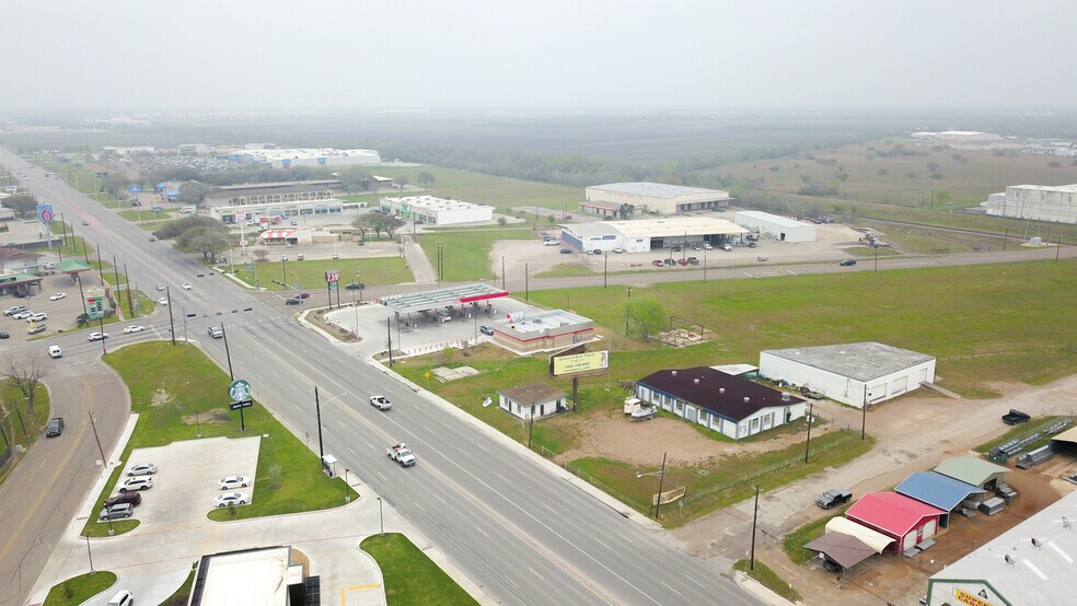 More Photos Of 3505 Houston Hwy, Victoria Warehouse For Sale