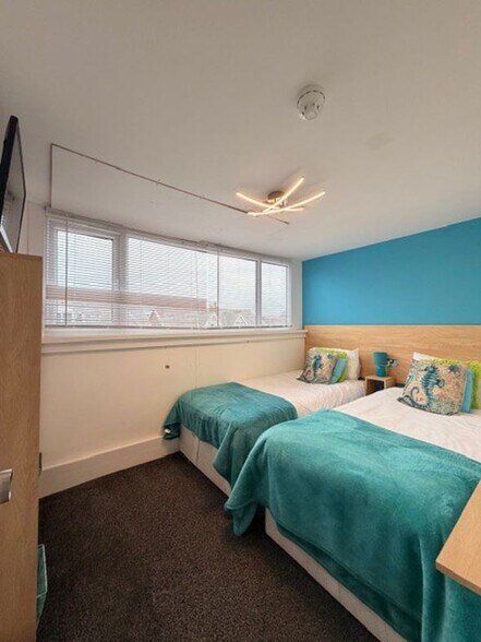 More Photos Of 20-22 Holmfield Rd, Blackpool Hotel For Sale