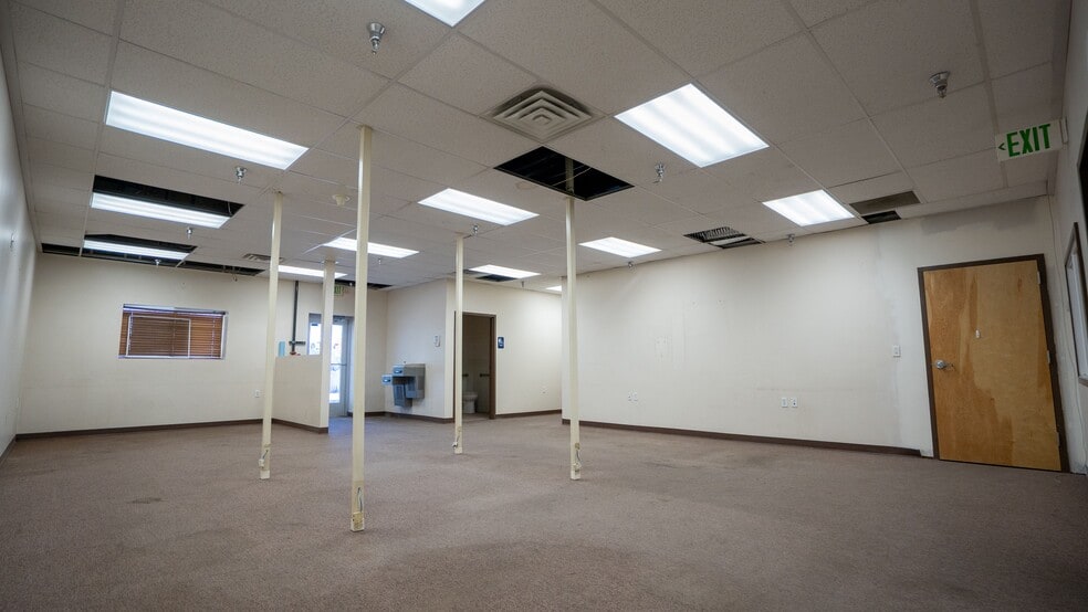 More Photos Of 425 W 800 N, Salt Lake City Manufacturing For Sale