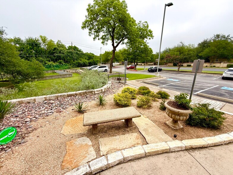 More Photos Of 7701 San Felipe Blvd, Austin Office For Sale