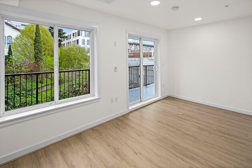 More Photos Of 711 N 35th St, Seattle Apartments For Lease