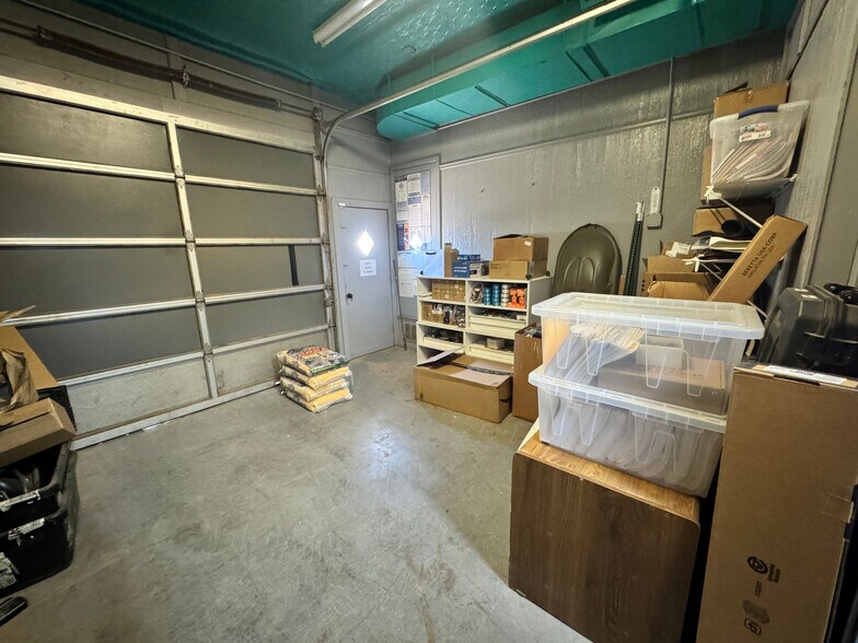 More Photos Of 103 Main st, Bronte General Retail For Sale