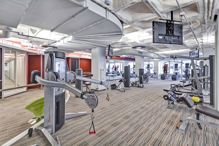 More Photos Of 111 W Jackson Blvd, Chicago Office For Lease