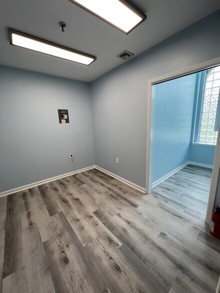 More Photos Of 222 Schanck Rd, Freehold Medical For Lease