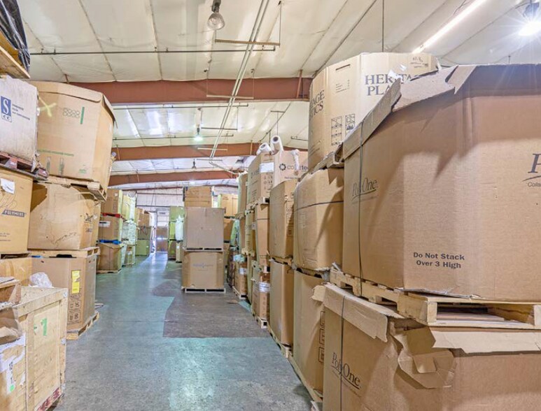 More Photos Of 5600 NE 122nd Ave, Portland Warehouse For Sale