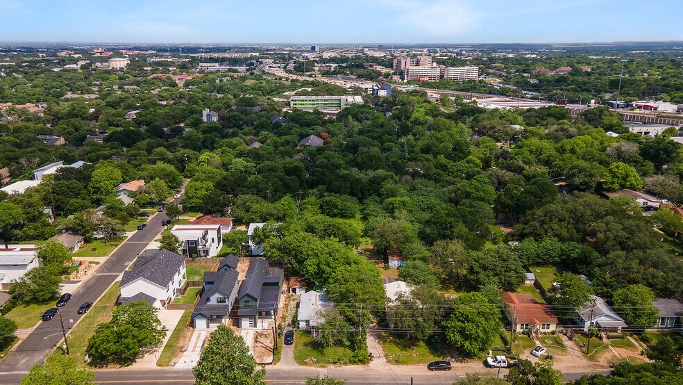 More Photos Of 4011 Clawson Rd, Austin Land For Sale