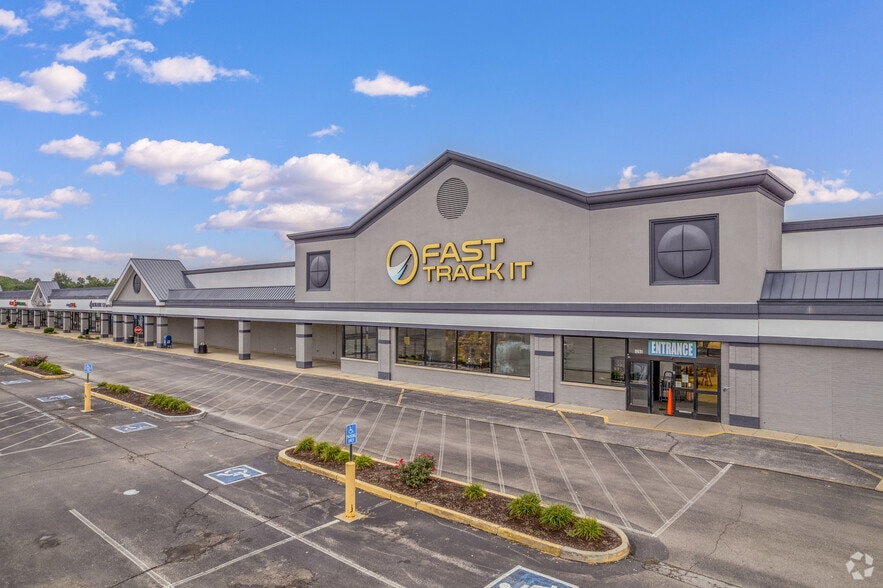 More Photos Of 1200-1260 Ohio Pike, Amelia Unknown For Lease