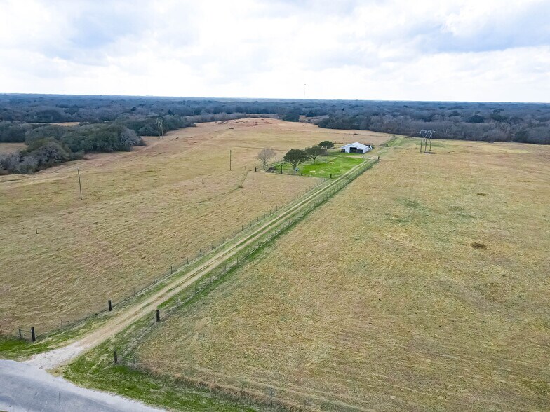 More Photos Of 1389 CR 436 HAWLEY CEMETARY Rd, Blessing Land For Sale