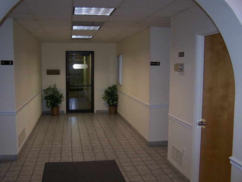 More Photos Of 1201 College Park Dr, Dover Office For Lease