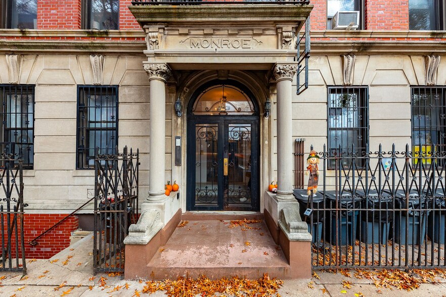 More Photos Of 423 16th St, Brooklyn Apartments For Sale