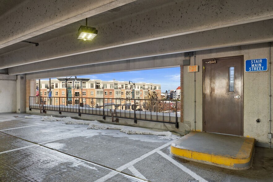 More Photos Of 228 Main St, Racine Restaurant For Sale