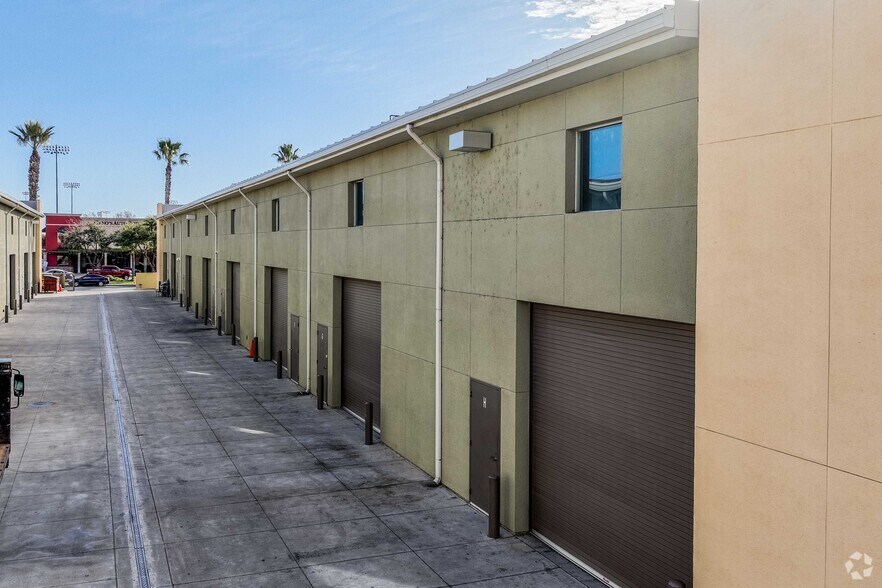More Photos Of 2155 Elkins Way, Brentwood Flex For Lease