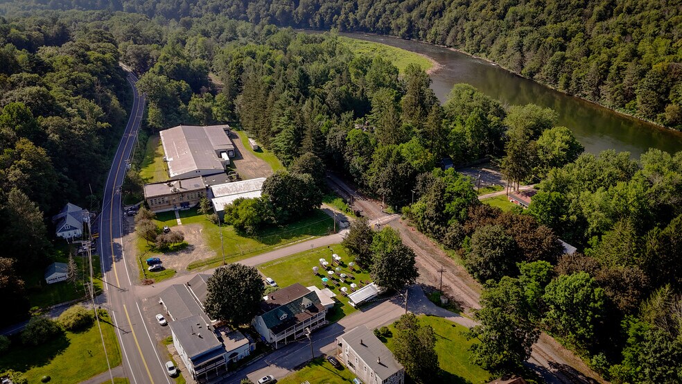 More Photos Of 7 Depot St, Long Eddy Hotel For Sale