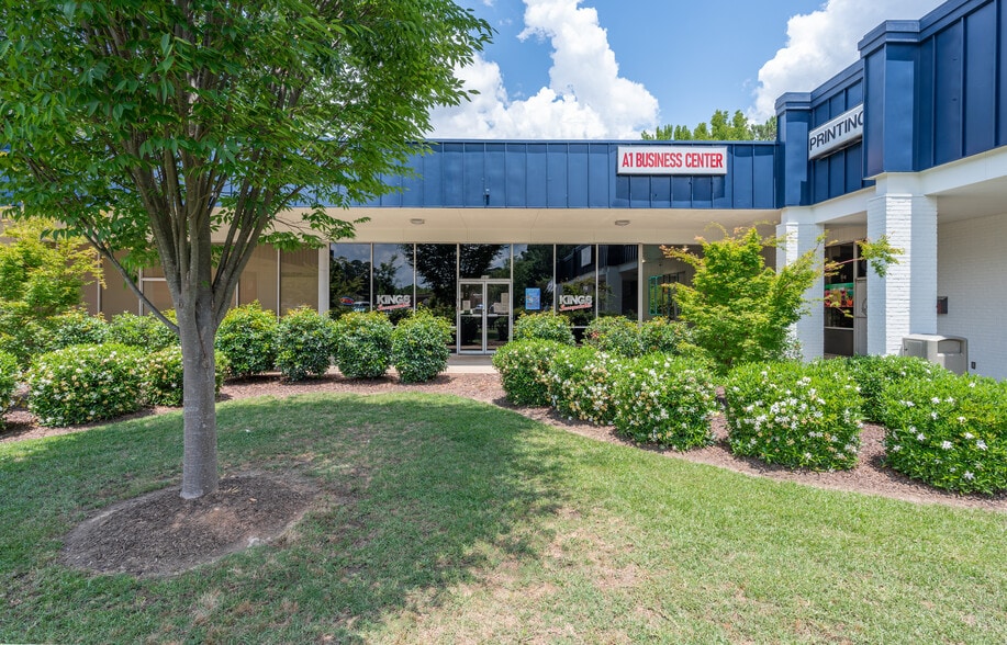 More Photos Of 505-537 Plaza Cir, Garner Unknown For Lease