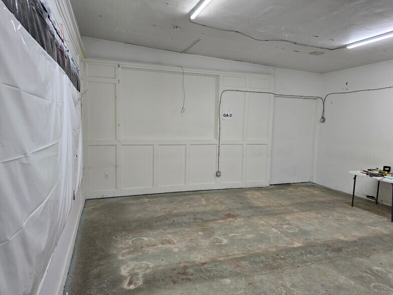 More Photos Of 9724 Aurora Ave N, Seattle Restaurant For Lease