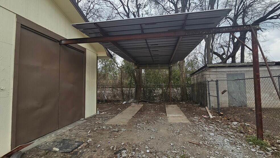 More Photos Of 2630 Desiard St, Monroe Storefront Retail Office For Sale