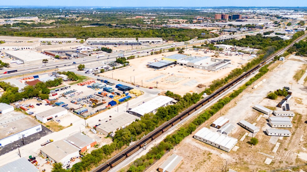 More Photos Of 3534-3542 Copeland Dr, San Antonio Light Manufacturing For Lease