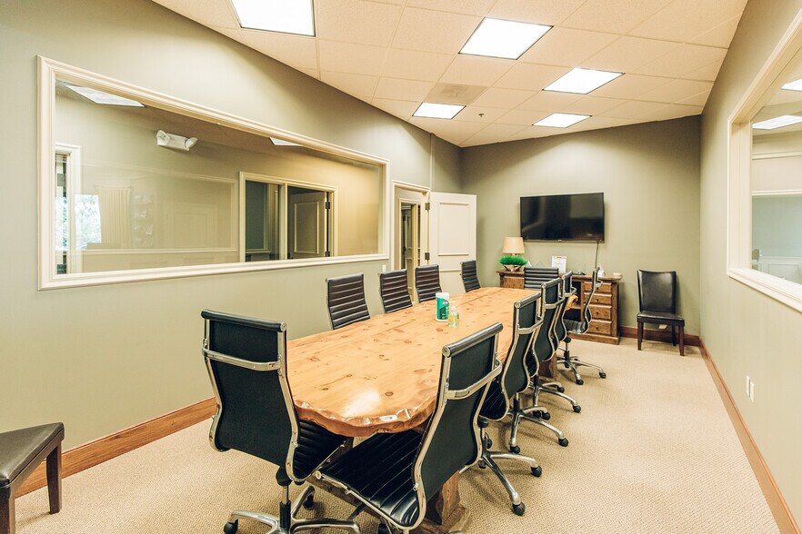 More Photos Of 8880 SW Nimbus Ave, Beaverton Medical For Lease