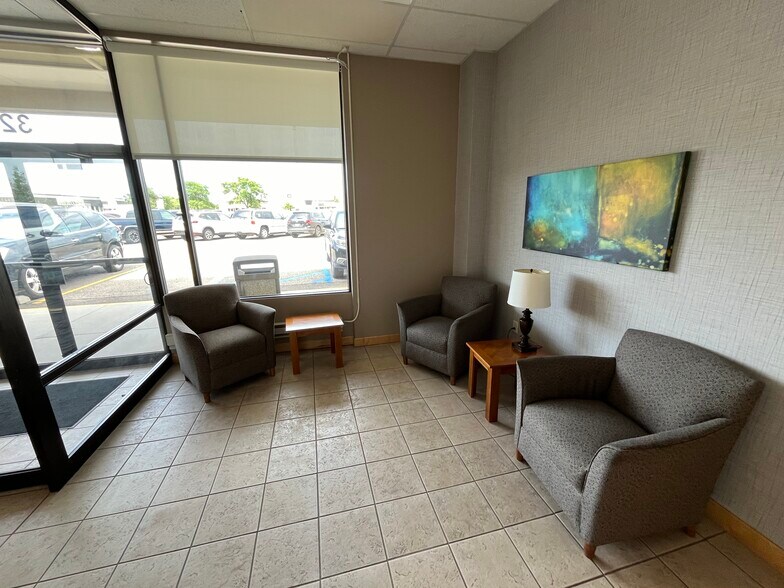 More Photos Of 3202 13th Ave S, Fargo Storefront For Lease