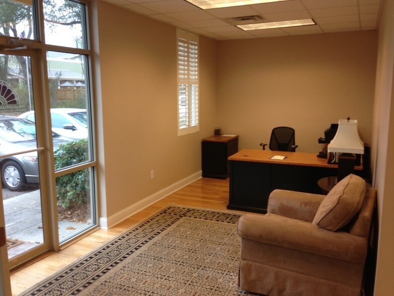 More Photos Of 854 Lowcountry Blvd, Mount Pleasant Office Residential For Lease