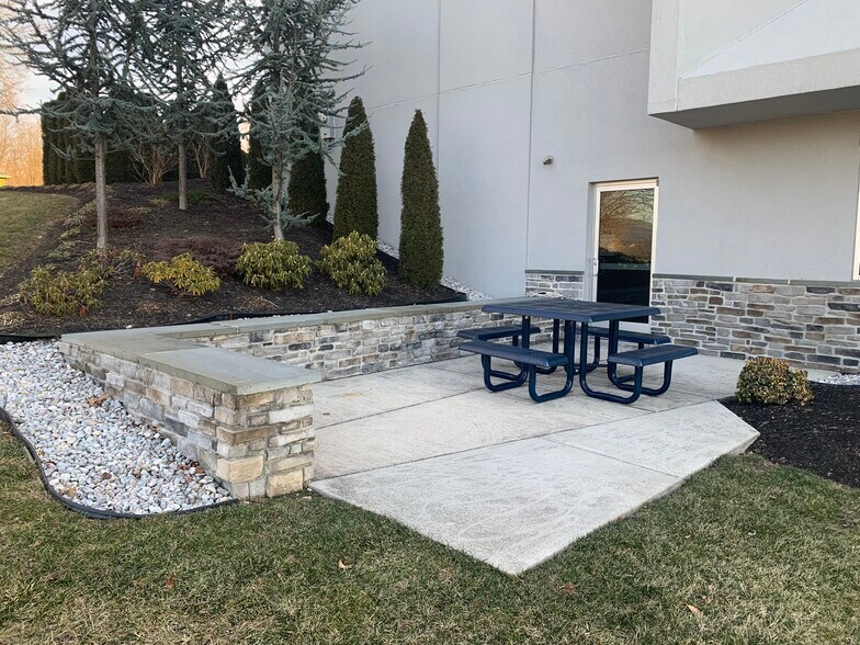 More Photos Of 4800 Linglestown Rd, Harrisburg Medical For Lease