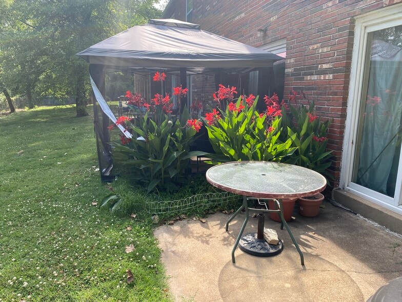 More Photos Of 1624 Northwinds Estates Dr, Saint Louis Apartments For Sale