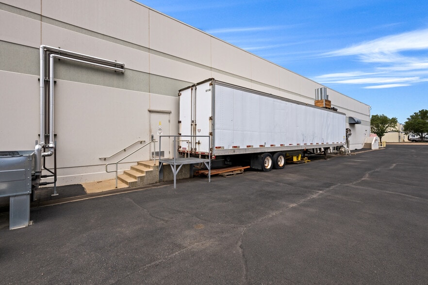 More Photos Of 5861 N Tennyson St, Arvada Warehouse For Sale