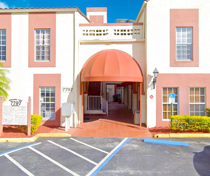 More Photos Of 7797 N University Dr, Tamarac Medical For Sale