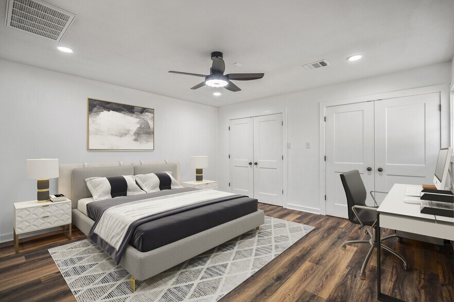 More Photos Of 907 E 27th St, Bryan Apartments For Sale